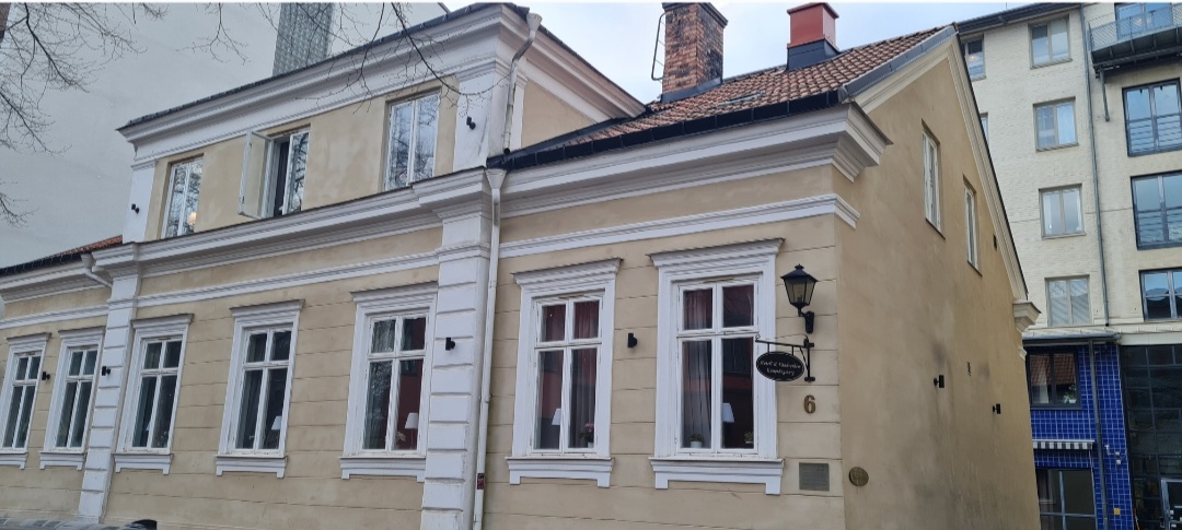 Jobbar ni många personer på ett hotell som tex Hotell Kungsängstorg?
